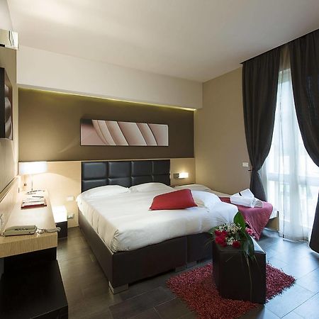 Villa dei Platani Boutique Hotel&SPA Foligno Esterno foto